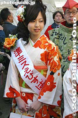 Miss Ebisu-bashi Runner-up
Keywords: osaka naniwa-ku imamiya ebisu shrine festival matsuri kimonobijin woman