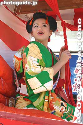 Keywords: osaka naniwa-ku imamiya ebisu shrine festival matsuri kimonobijin woman