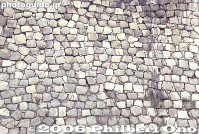 Stone wall pattern
Keywords: osaka prefecture castle