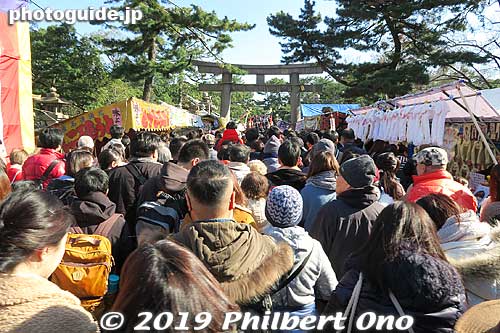 Keywords: osaka Sumiyoshi Taisha shrine new year