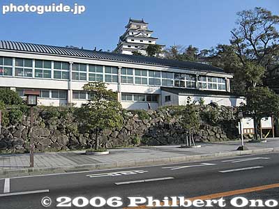 High school and castle tower
Keywords: saga prefecture karatsu castle