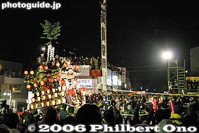 Also see the [url=http://www.youtube.com/watch?v=Dmbkpy8O_SA]video at YouTube[/url].
Keywords: saitama chichibu yomatsuri night festival float
