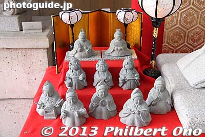 Hina dolls mde of stone.
Keywords: saitama hanno hinamatsuri hina matsuri doll festival