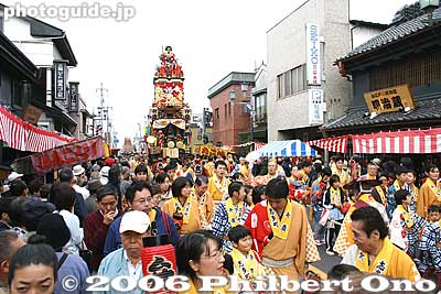 Also see the [url=http://www.youtube.com/watch?v=QWPxW4z1TQE]video at YouTube[/url].
Keywords: saitama kawagoe matsuri10 festival float