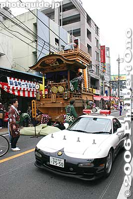 Sporty police car.
Keywords: saitama kawagoe matsuri festival float