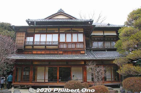 This West Wing part of the house is desiged like a tea ceremony room.
Keywords: saitama Kawajima toyama memorial museum house