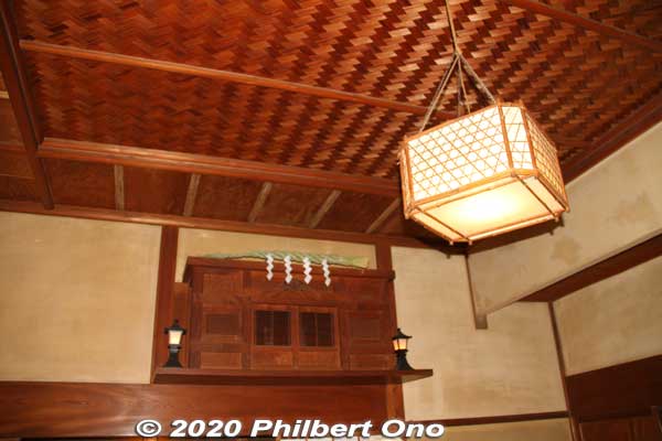 Shinto shrine altar near the fancy ceiling.
Keywords: saitama Kawajima toyama memorial museum house