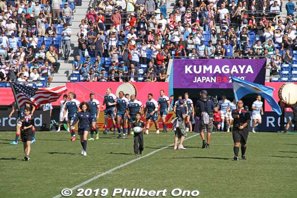 The players appear on the pitch.
Keywords: saitama Kumagaya Rugby World Cup stadium