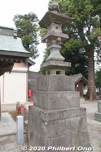 Inari Shrine's stone lanterns were donated by safflower producers.
Keywords: saitama okegawa-juku nakasendo