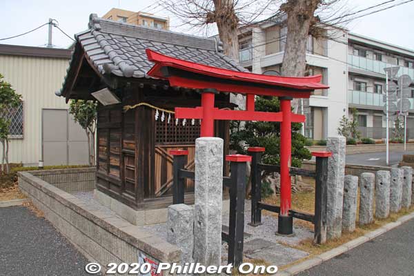 Small shrine still remaining from the old days.
Keywords: saitama okegawa-juku nakasendo