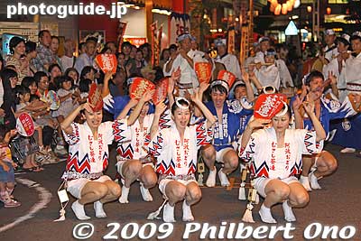Musashi-Aoi-ren 
Keywords: saitama kita-urawa awa odori dance matsuri festival dancers women 