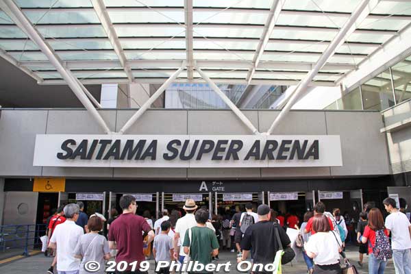 Entering Saitama Super Arena.
Keywords: saitama super arena