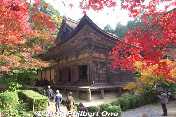 Built in 1288, Kongorinji Hondo main hall, National Treasure in autumn.
Keywords: shiga aisho koto sanzan kongorinji temple fall autumn leaves foliage kotosanzan