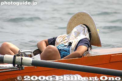 Cooling off
Keywords: shiga lake biwako shuko rowing around