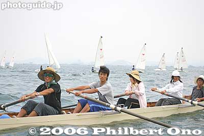 Mixing with sailboats.
Keywords: shiga lake biwako shuko rowing around