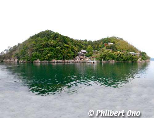 With shrines and temples, Chikubushima is a sacred island in northern Lake Biwa.
Keywords: shiga biwako lake biwa