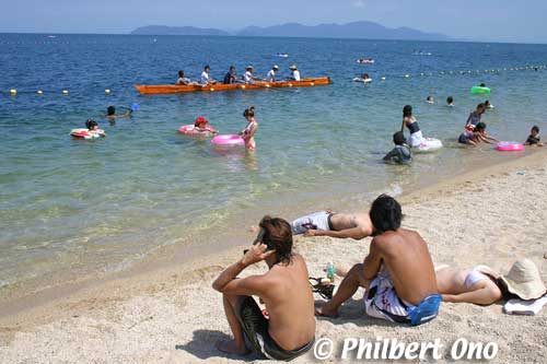 Omi-Maiko is Shiga's most popular swimming beach.
Keywords: shiga biwako lake biwa