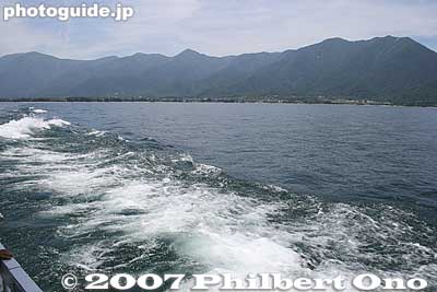 Rolling with the waves
Keywords: shiga takashima imazu-cho biwako shuko no uta lake biwa rowing song boat cruise biwakocruise