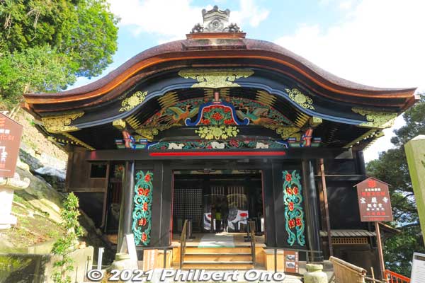 Karamon Gate, National Treasure. Renovated in March 2020.
Keywords: shiga lake biwa rowing song biwako shuko no uta chikubushima nagahama shrine temple