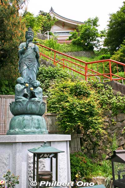 Buddha statue on Chikubushima
Keywords: shiga lake biwa rowing song biwako shuko no uta boating chikubushima nagahama Buddhist temple national treasure