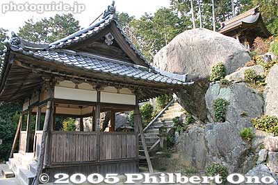 大権現社
Keywords: shiga prefecture omi-hachiman chomeiji temple saigoku pilgrimage