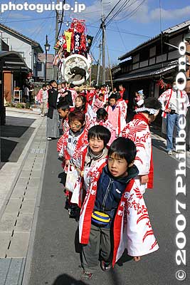 [b]Miyauchi-cho float[/b]. 宮内町のだし
Keywords: shiga omi-hachiman sagicho matsuri festival float boar