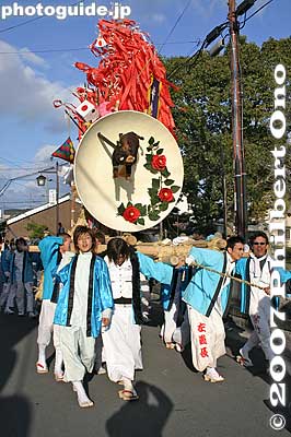 [b]Shichikukai float[/b]. 紫竹会のだし
Keywords: shiga omi-hachiman sagicho matsuri festival float boar