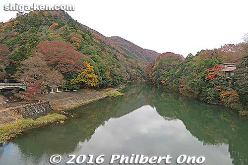 Echi River
Keywords: shiga higashiomi eigenji autumn zen rinzai temple leaves fall foliage