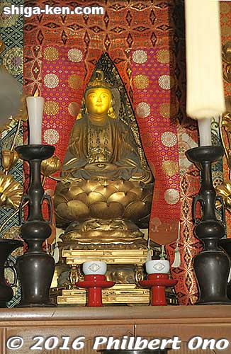 In Nov. 2016, Eigenji temple in Higashi-Omi showed its hidden Kannon for the 1st time in 30 years. Serene, golden face.
Keywords: shiga higashiomi eigenji autumn zen rinzai japantemple
