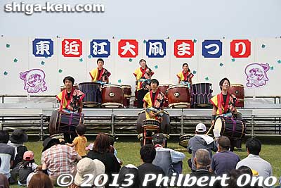 Taiko drummers.
Keywords: shiga higashiomi odako matsuri giant kite festival notogawa taiko drummers