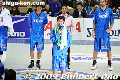 Shinya also talked.
Keywords: shiga hikone lakestars pro basketball game takamatsu five arrows 