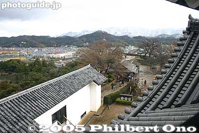 View from Hikone Castle tower
Keywords: shiga hikone castle tower national treasure