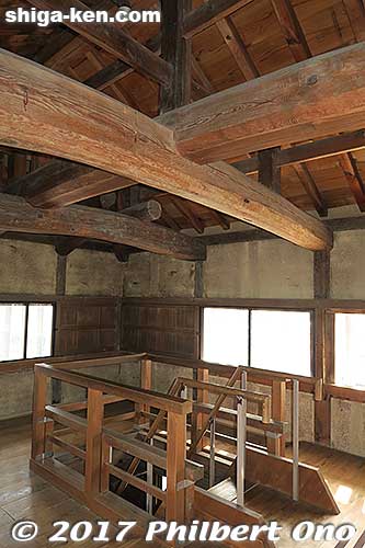 Top floor of Hikone Castle's Nishinomaru turret.
Keywords: shiga hikone castle