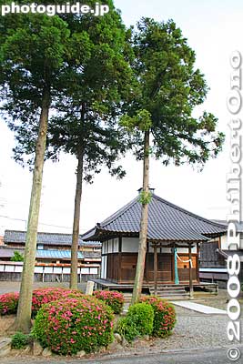 Keywords: shiga hikone takamiya-juku nakasendo road station post stage town shukuba buddhist temple