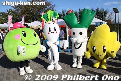 Food mascots
Keywords: shiga hikone yuru-kyara mascot character festival 
