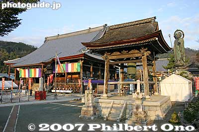 Temple bell
Keywords: shiga nagahama kinomoto-cho jizo-in buddhist temple