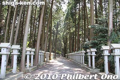 Another path to Tagi Jinja Shrine in Tsuchiyama, Shiga.
Keywords: shiga koka tsuchiyama tagi jinja shrine shinto 