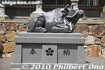 Bull statue
Keywords: shiga koka tsuchiyama tagi jinja shrine shinto 