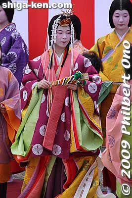 The Saio princess wears a juni-hitoe (12-layer) robe reserved only for Imperial family members. For this festival in 2009, the Saio princess is portrayed by 20-year-old Chiaki Koyama (神山千明) from Shigaraki, Koka. 
Keywords: shiga koka tsuchiyama saio princess procession kimono women matsuri festival kimonobijin
