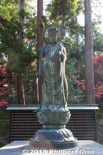 11-faced Kannon statue
Keywords: shiga kora saimyoji tendai temple