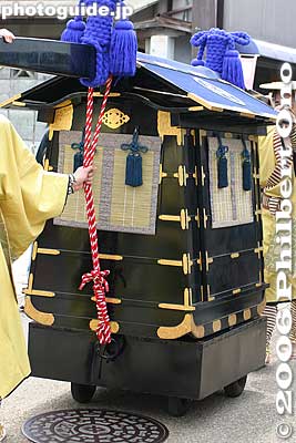 Palanquin かご
Keywords: shiga kusatsu shukuba matsuri festival