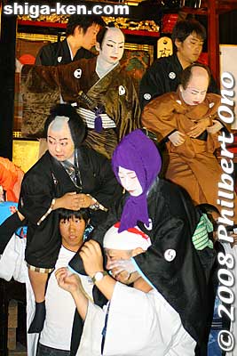 Also see the [url=http://photoguide.jp/pix/thumbnails.php?album=9]Nagahama Hikiyama Matsuri here.[/url]
Keywords: shiga maibara hikiyama kabuki floats matsuri festival boys 