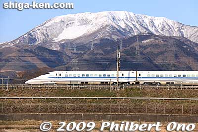 Keywords: shiga maibara mt. ibuki ibukiyama mountain shinkansen train