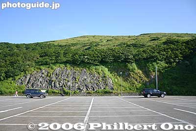 Late afternoon and the parking lot is almost empty.
Keywords: shiga maibara mt. ibukiyama mountain ibuki summit