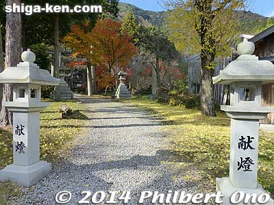 Kiyotaki Jinja Shrine
Keywords: shiga maibara kashiwabara kiyotaki tokugen-in temple kannon stone statuesfall foliage autumn leaves