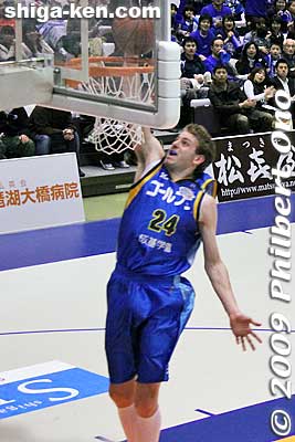 Brayden Billbe dunks one.
Keywords: shiga maibara lakestars basketball game bj-league 