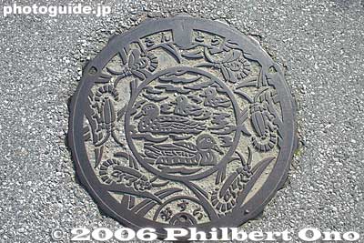 Santo-cho manhole with Mishima Pond ducks and fireflies. Maibara, Shiga Pref.
Keywords: shiga maibara manhole shigamanhole