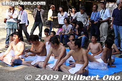 Keywords: shiga maibara hinade jinja shrine sumo odori festival matsuri dance