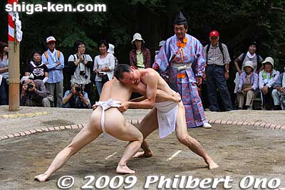 Keywords: shiga maibara hinade jinja shrine sumo festival matsuri 