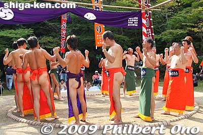 Sumo odori dance at Hinade Shrine in Maibara, Shiga Prefecture. Also see [url=http://www.youtube.com/watch?v=V24Wm9d6PI0]my YouTube video here.[/url]
Keywords: shiga maibara hinade jinja shrine sumo odori festival matsuri dance matsuri9 shigabestmatsuri